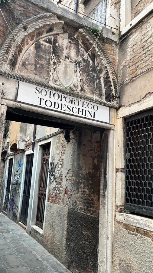 Two Steps From Rialto Veneza Exterior foto